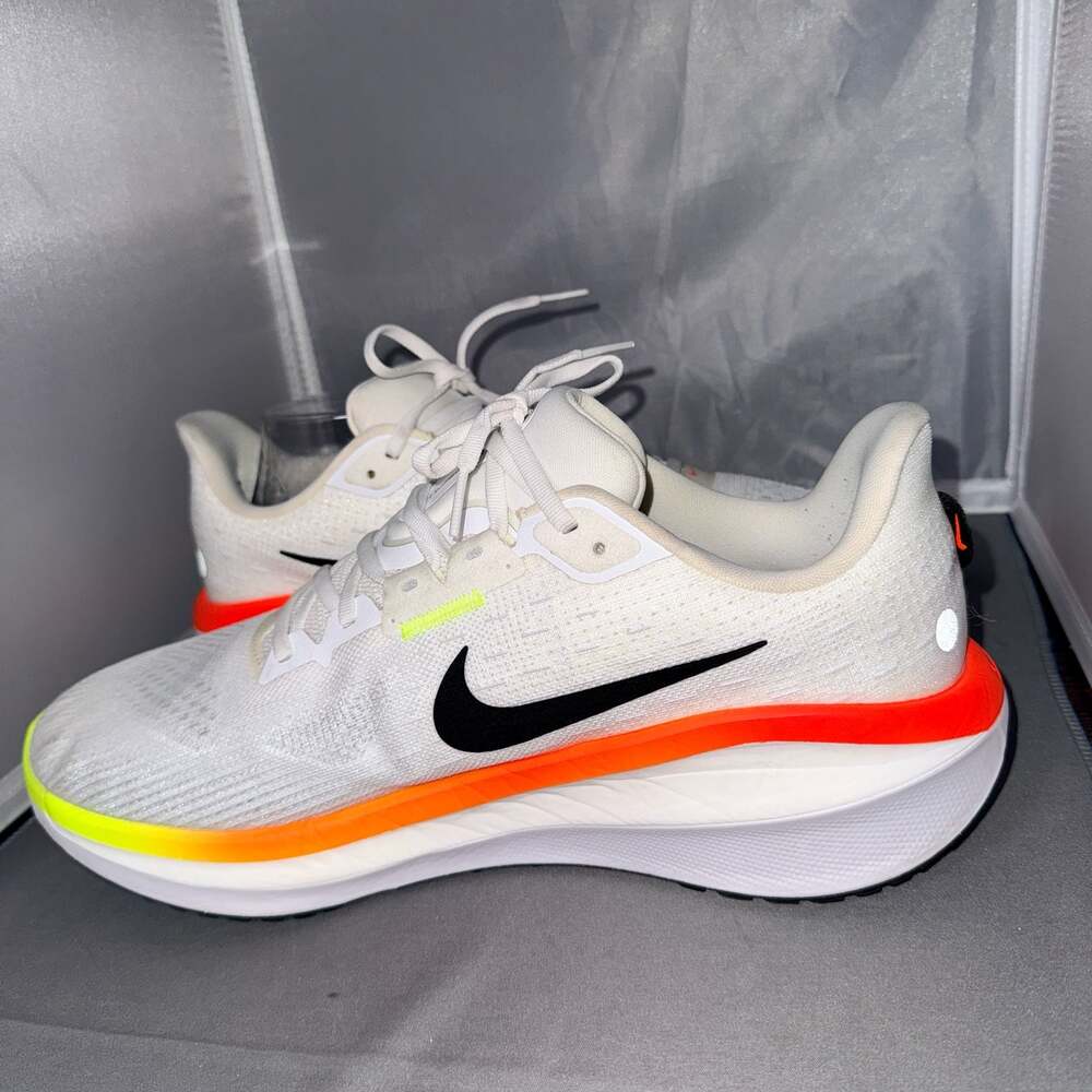 Nike Air Zoom Vomero 17 White Bright Crimson HF4914-100 size 13